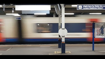 Here is the class 444 in Woking Train station at top speed Friday 10 December 2021