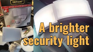 DEFIANT Motion-Activated Security Light Model 1006 746 017