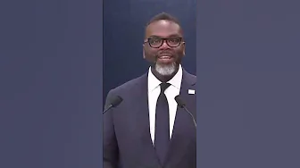Chicago mayor Brandon Johnson quotes Angel Reese in speech thumbnail