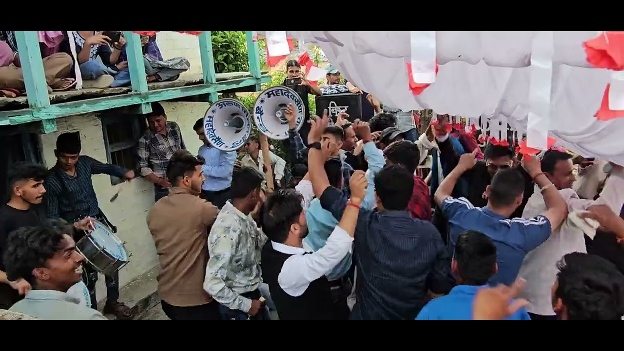 Ganw mai shaadi or  Arun milan band ne machaya dhamaal ...#garhwaliband #Arunmilanband