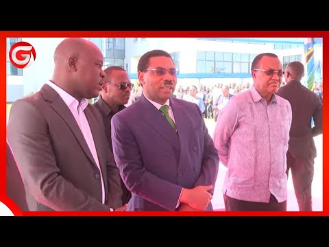 Live WAZIRI MKUU MWIGULU ASHTUKIZA MTUMBA ANAKAGUA MJI ULIVYOJENGEKA AFUNGUKA 