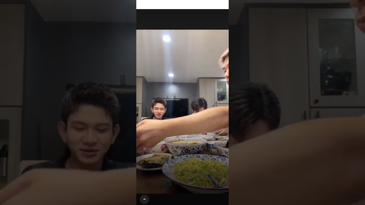 5.5.2025ခ်စ္ကေလးနစ္ေယာက္ရဲ႕live#vitashine #vitamin #zawshinehtet