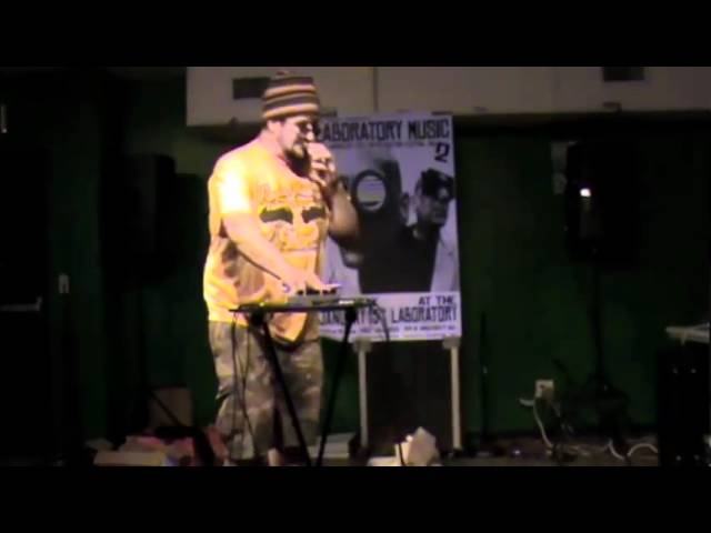 25 Kris Gruda at Laboratory Music #2 free improvisation festival Gainesville