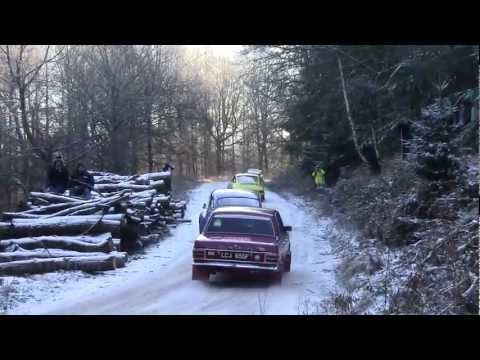 4 Car Battle - 1 tight overtake - Wyedean Rally 2012