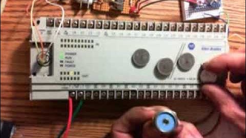 IButton Interface on Allen-Bradley Micrologix 1000