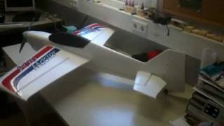 R/C Plane Closeup #10: Multiplex Acromaster Brushless 3D Plane