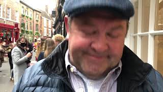 Celebrity YorkMix - Actor Mark Addy talks about Gerald the Cat sculpture Profile