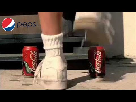 Coca Cola'yı ayaklar altına alan Pepsi reklamı (Yasaklanan reklam!)