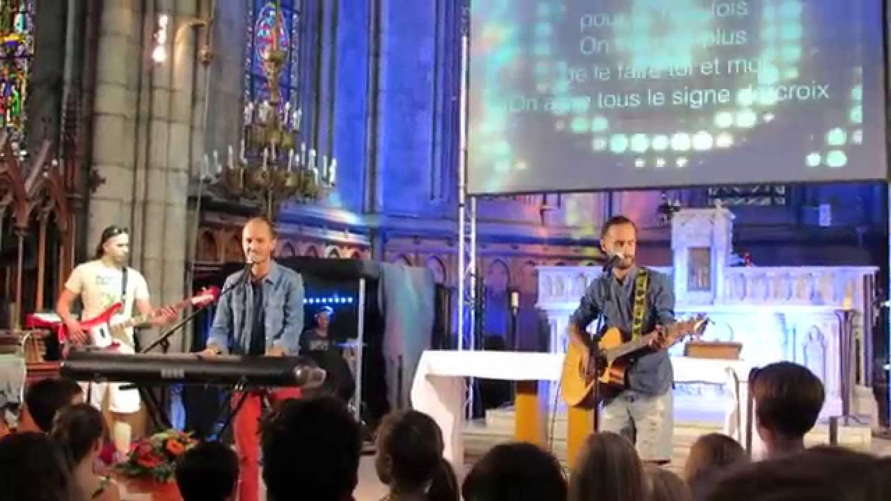 comment faire le signe de croix - GLORIOUS