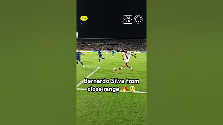 Bernardo Silva gives Manchester City the lead with controversial goal! ⚽️ #fifacwc