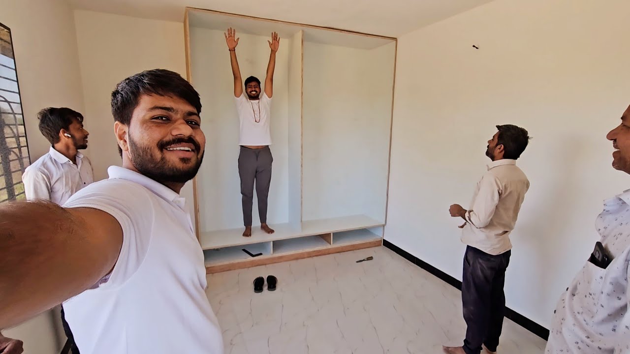 Socha Nahi Tha Etna Bada Furniture Ban Jayega 😂