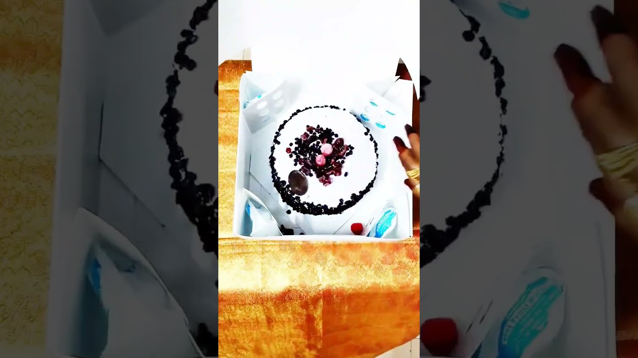 Birthday cake review with Ibaco 