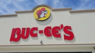 Beaver Fill Up - Buc-ee's Style in Florida / Texas Born Arch "Beaver" #gas
