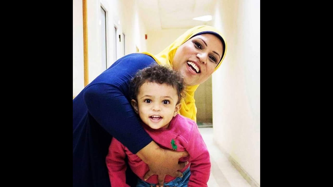 شوفو قصه كفاح الست غالية