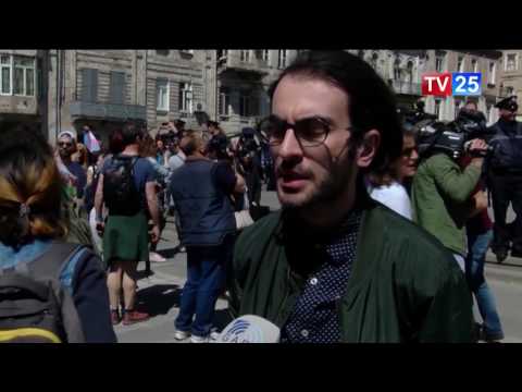 \"მოვითხოვთ თანასწორობას\" - ლგბტ აქტივისტების ერთსაათიანი აქცია