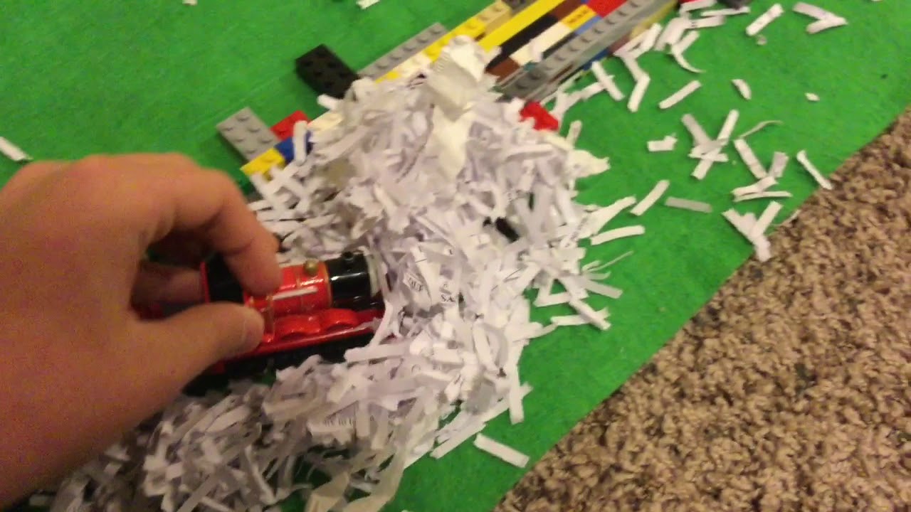 James’s grumpy Christmas | Thomas the Tank Engine and Friends Take ...