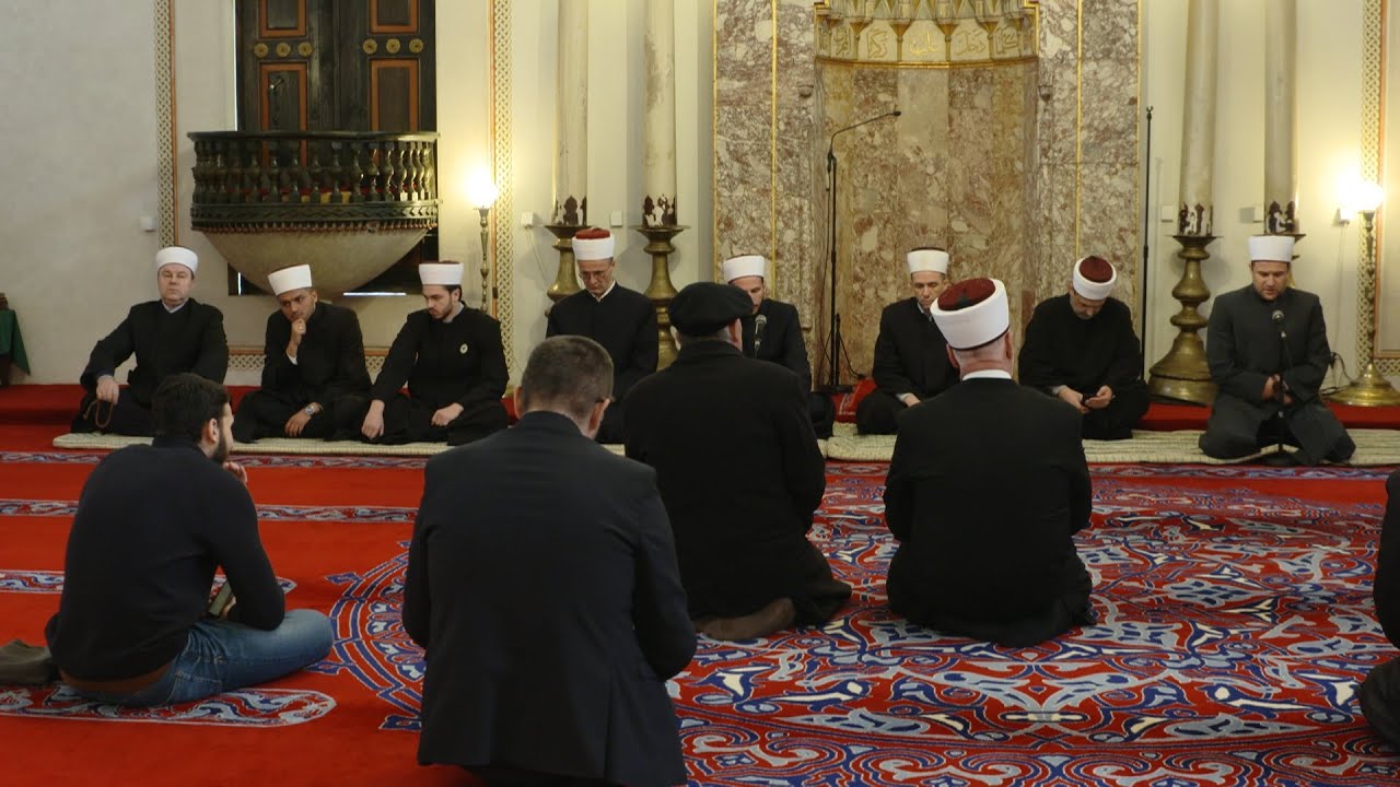 Prva mukabela u Gazi Husrev-begovoj džamiji u Sarajevu