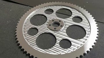 High speed Aluminium Gear Milling. Multifunctional CNC machine COMAGRAV DIGI CORSA RC.