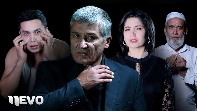 Hamma odamlar yalangoch, külotsiz.