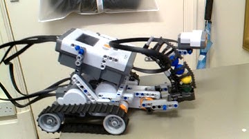 Lego MindStorms NXT ShooterBot 1 - in action