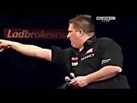 Colin "Jaws" Lloyd Punches  Dart Board   2011 PDC World Darts Championship