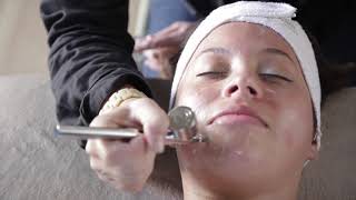 Celebrity Loved Oxygen Facial with Intraceuticals