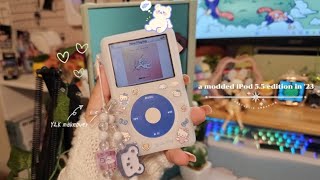 Buying a modded iPod classic in 2023 | 5.5 enhanced | unboxing + customization