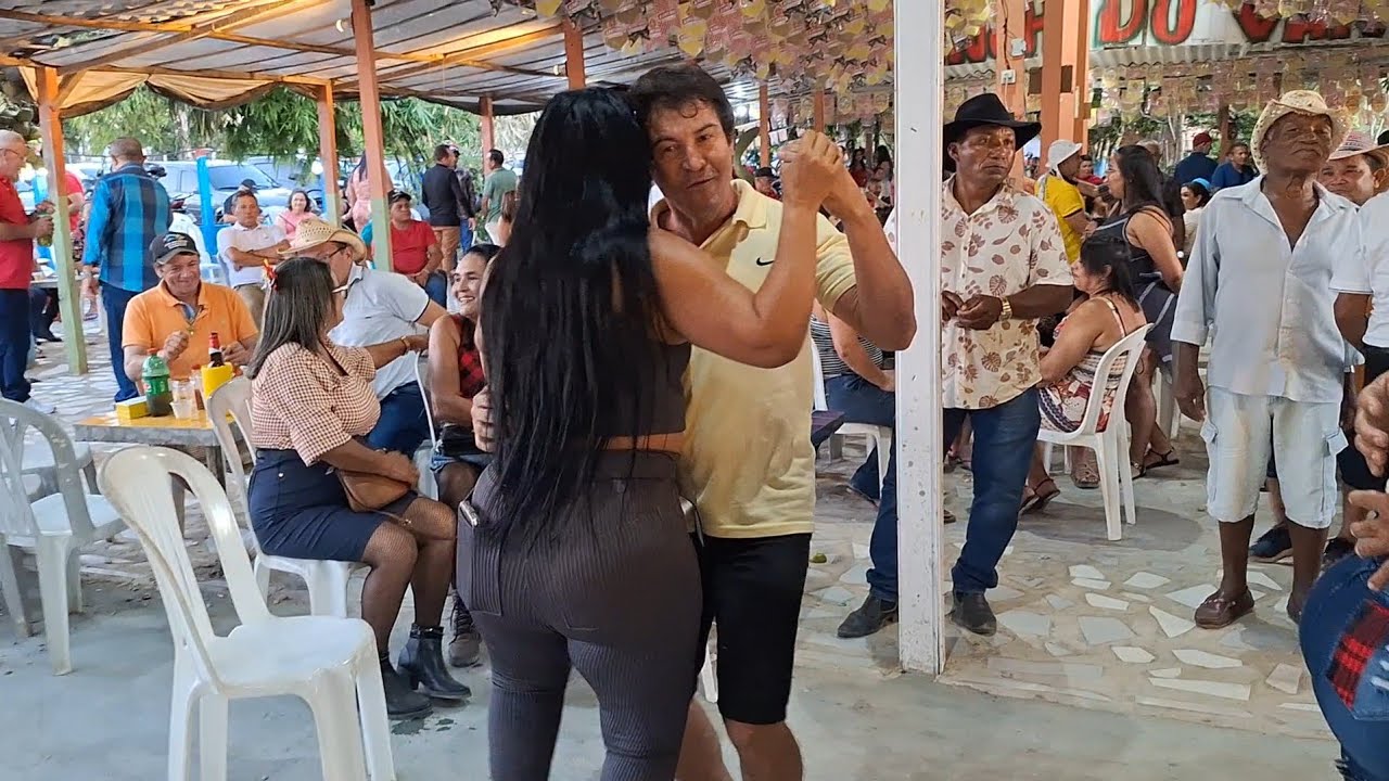 FORRÓ PÉ DE SERRA QUENTE ARROCHADO RANCHO DO VAN ARAPIRACA ALAGOAS