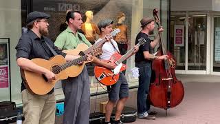 Mainz - Strassenmusik mit The Rockabilly Buskers /  I need your love tonight / 05. Sept. 2020
