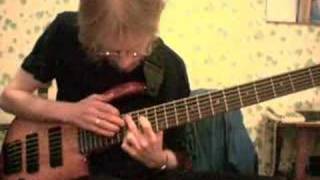 Video voorbeeld van "Intro/You Leave Me Speechl— (6-string bass tapping)"