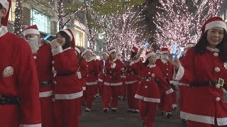 300人のサンタが集結 丸の内クリスマスパレード