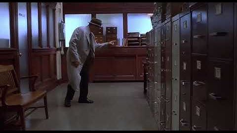 Inspector Gadget (1999) - "Gotta make my own case"