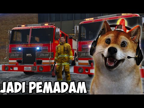 Ini adalah video pertama saya. Saya dibelikan mainan lego kantor pemadam kebakaran lengkap dengan mo. 
