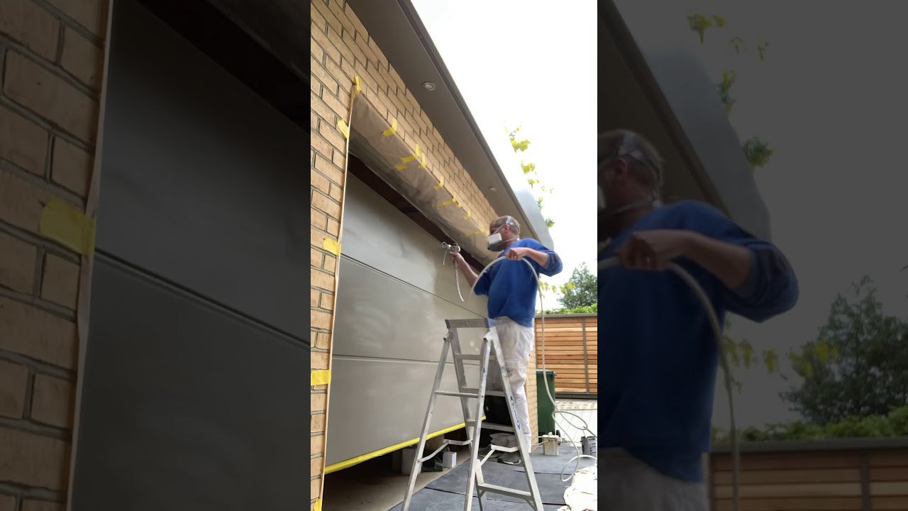 Airless spray Titan 440i garage door YouTube