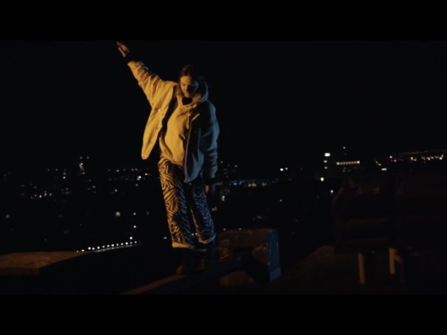 Doria D - Hors tempo (Clip officiel)
