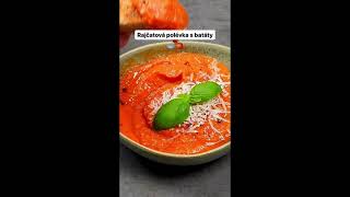 Rajčatová polévka s batáty