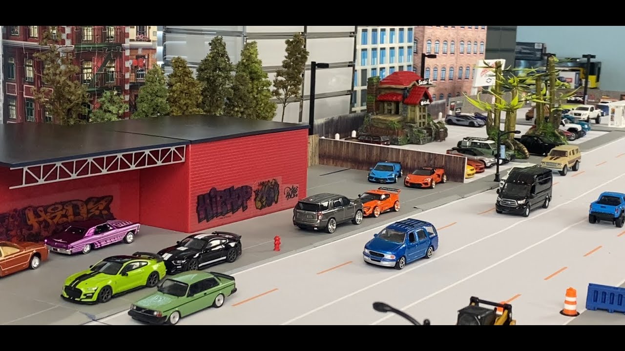 1/64 Midtown Car Meet! - YouTube