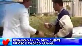 Pegadinha: cachorro quente com banco quebrado