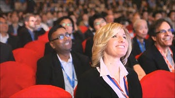 Intel shows off hybrid Windows 8 tablet  ultrabook prototype at IDF 2012