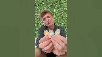 Finding HIDDEN Labubu’s🥸👀 w Carter Kench #shorts