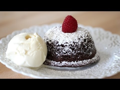 Beth's Foolproof Chocolate Lava Cake | ENTERTAINING WITH BETH