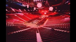 JISOO - ALL EYES ON ME | EMPTY ARENA | WITH EASY LYRICS | USE HEADPHONE🎧