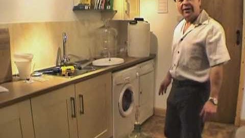 Making Wine at Home, From a Wine Kit - Part 3: Ending the Fermentation & Clearing