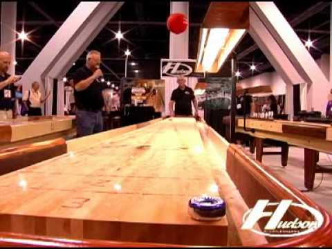 How to Clean and Wax a Shuffleboard Table