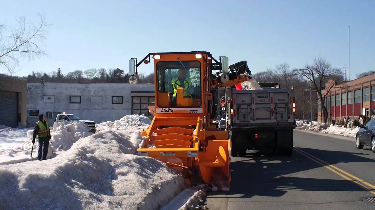 Leeboy 3000 truckloading YouTube