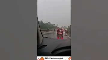 Bajo La Lluvia Despistó Un Camión En La Ruta 12 