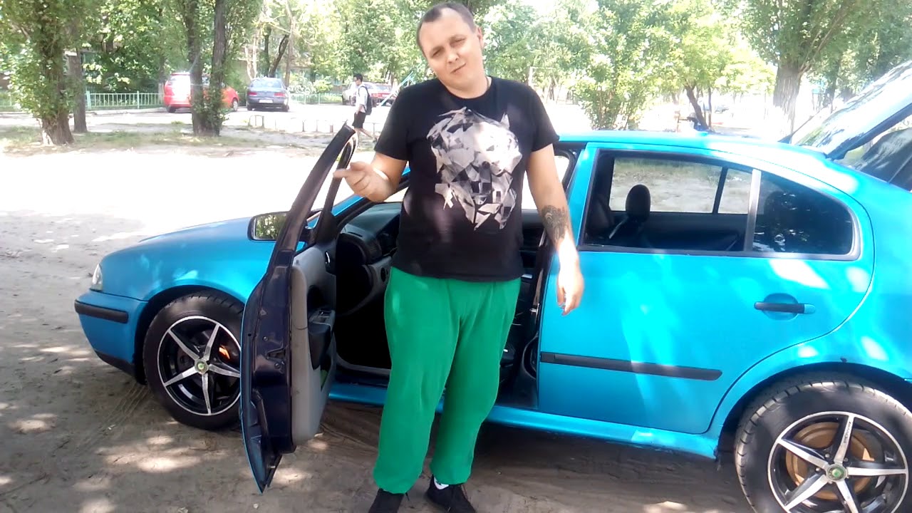 Как починить стеклоподъемник в Skoda Octavia Tour? :-) - YouTube