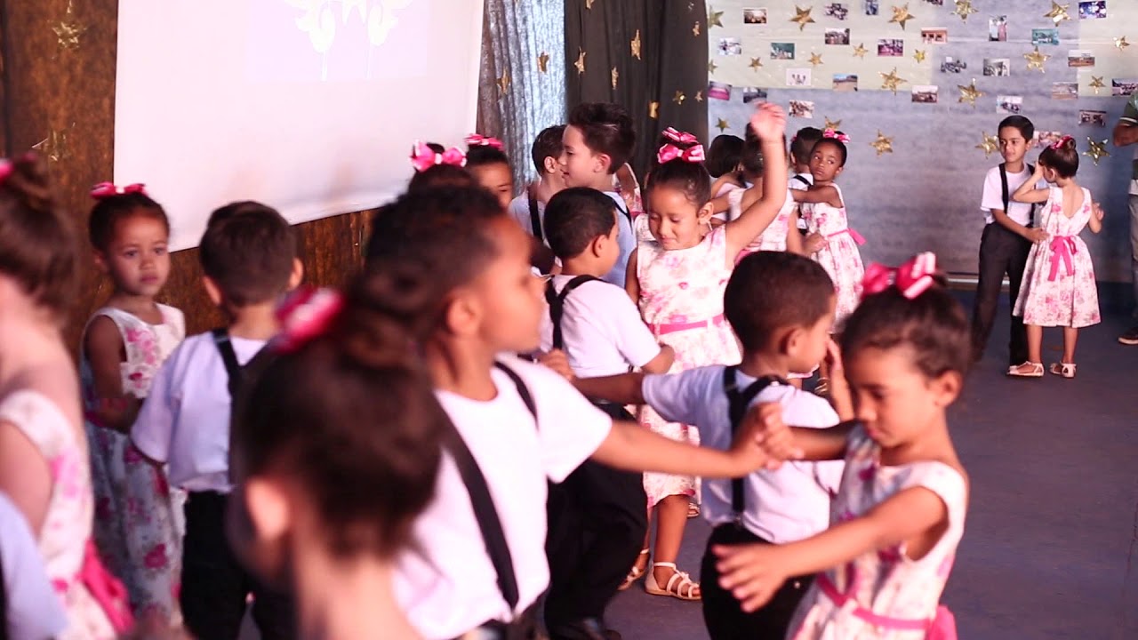 Creche Estrelinha do Oriente 15 Anos - Valsa - YouTube