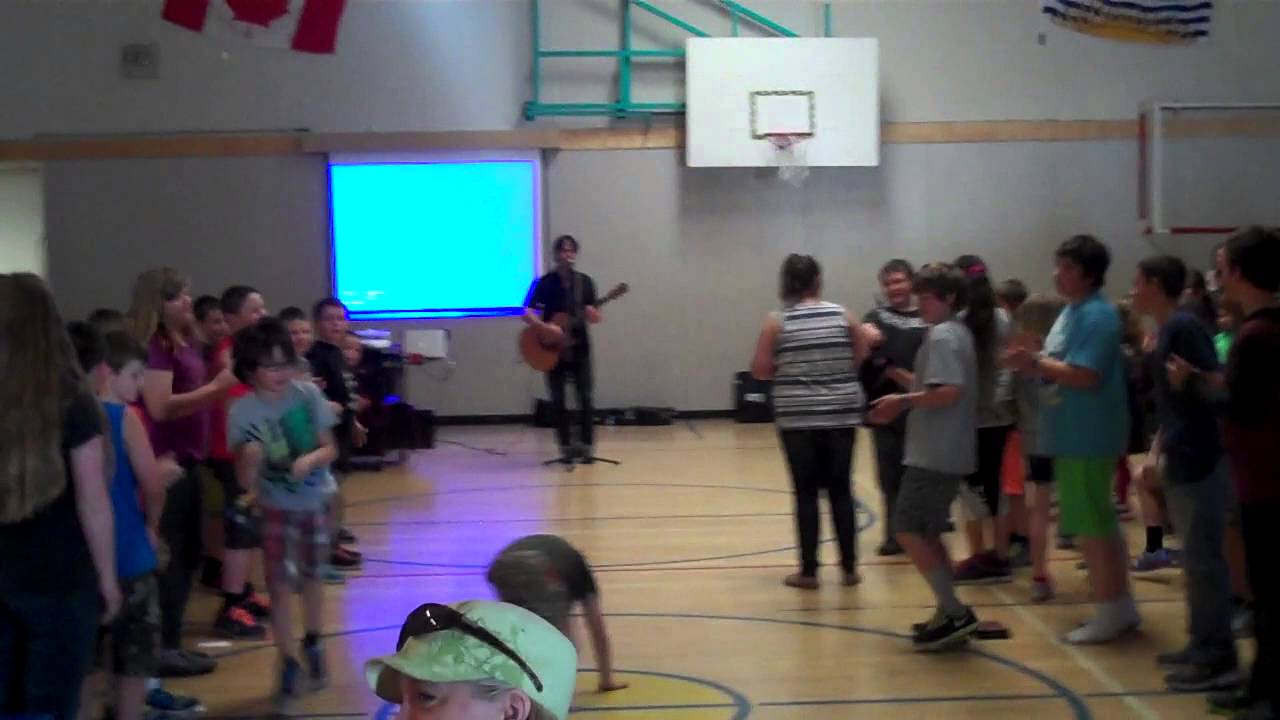 Awesome Song - Rik Leaf