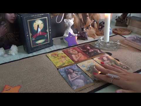 Who's In Love With You?! ?????Who Has Feelings For You? Pick a Card Tarot Reading